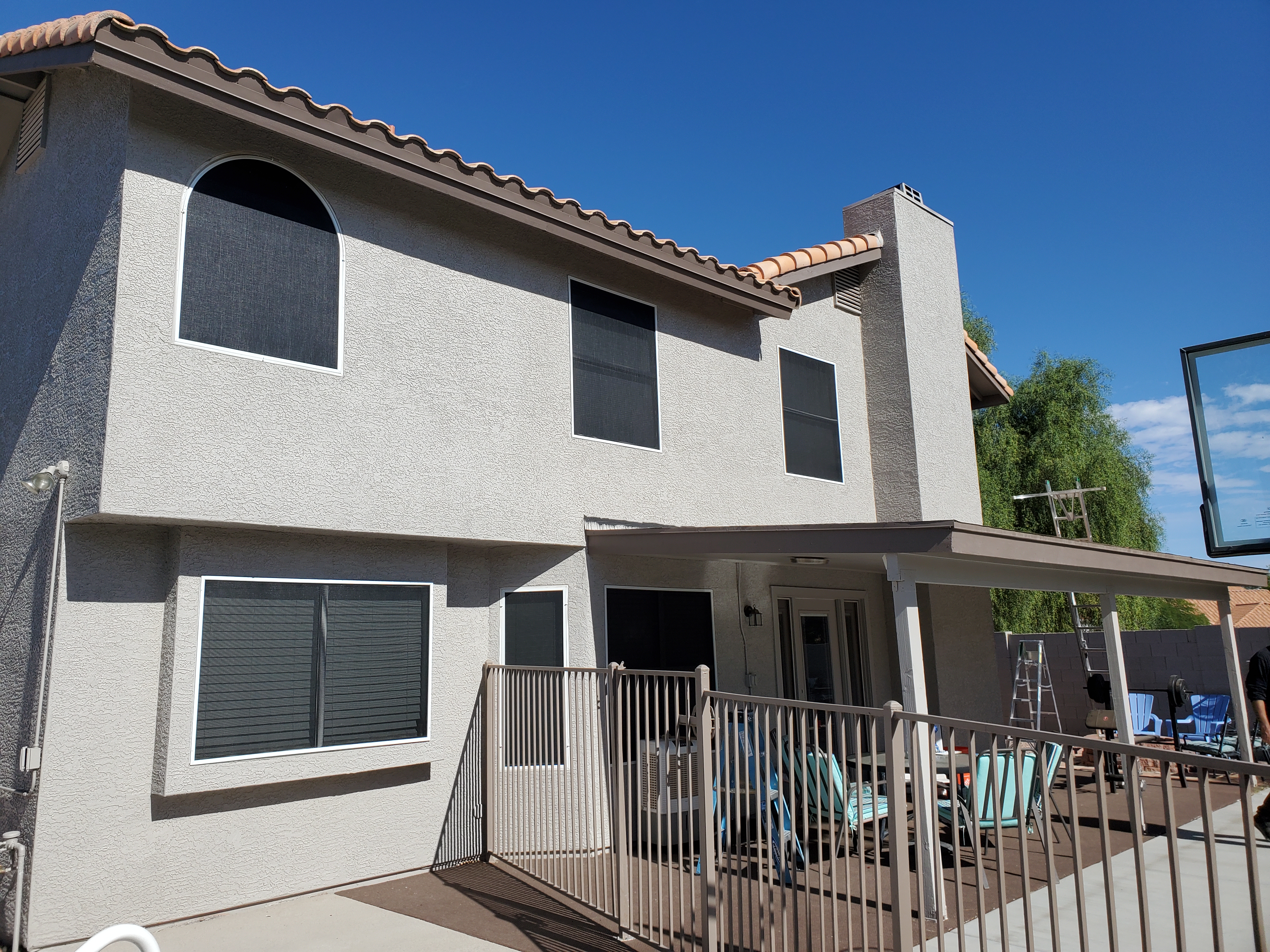 Sunscreen installation - wide angle